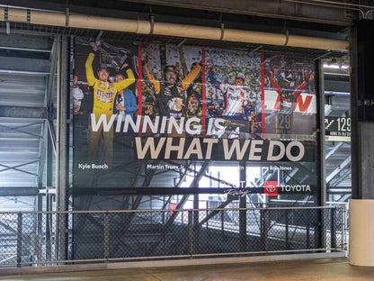 Mesh Banner
